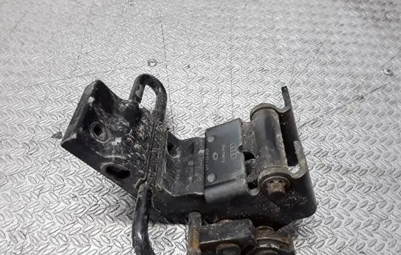 Audi A8 S8 D2 4D Rear door lower hinge 4D0833411