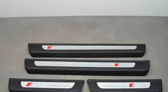 Audi Q7 4M Other sill/pillar trim element 4M0853373B 4M0853374B