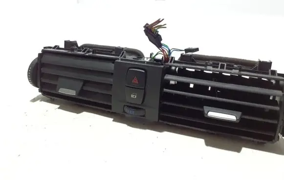 BMW 3 F30 F35 F31 Dash center air vent grill 9347436