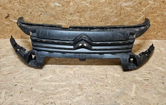 Citroen Berlingo Front bumper upper radiator grill 9816779080