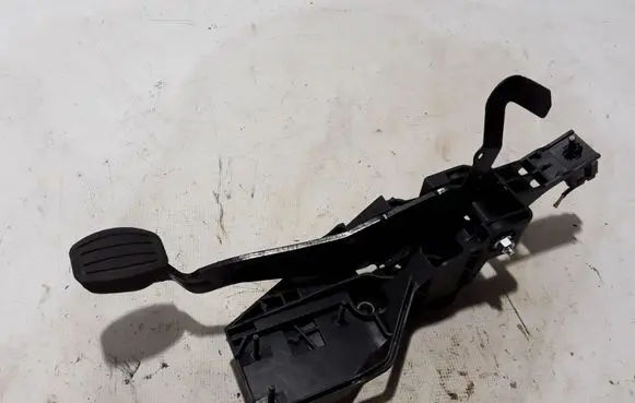 Brake pedal