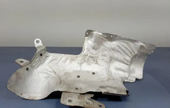 BMW 2 F44 Exhaust heat shield 8483369