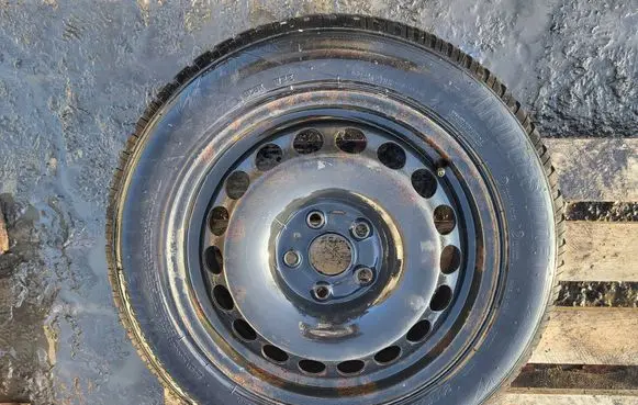 Volkswagen PASSAT B6 R16 steel rim 3C0601027H
