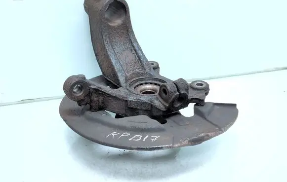 Volvo XC60 Front wheel hub spindle knuckle 7G913K171M
