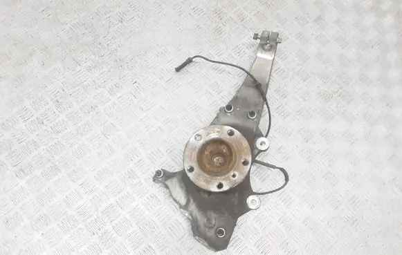 BMW 7 F01 F02 F03 F04 Front wheel hub