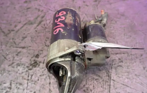 Opel Corsa C Starter motor 0001107402