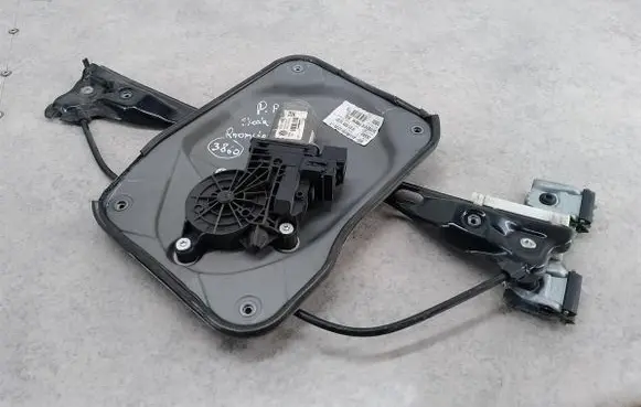 Skoda Roomster (5J) Front door window regulator with motor