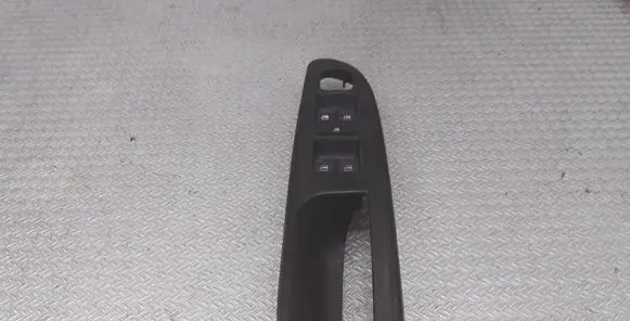 Volkswagen PASSAT B6 Electric window control switch 1K4959857B