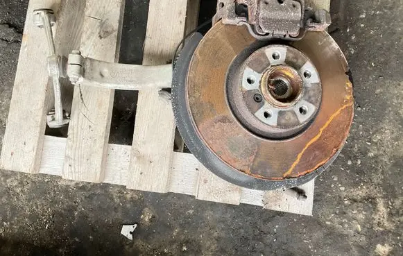 BMW X6 F16 Front wheel hub 6869869