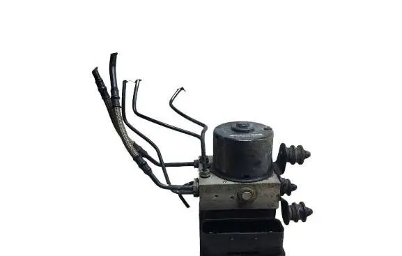 Volkswagen Golf V ABS Pump 1K0907379QKAS 1K0907379Q 1K0614517M
