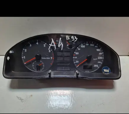 Audi A4 S4 B5 8D Speedometer (instrument cluster) 8D0919033C