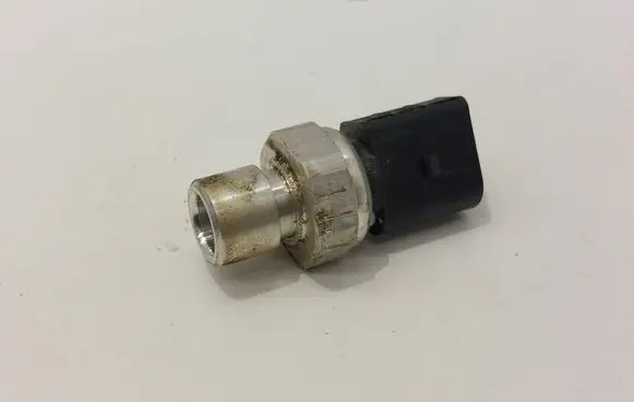 Volkswagen Tiguan Allspace Air conditioning (A/C) pressure sensor 5Q0959126B
