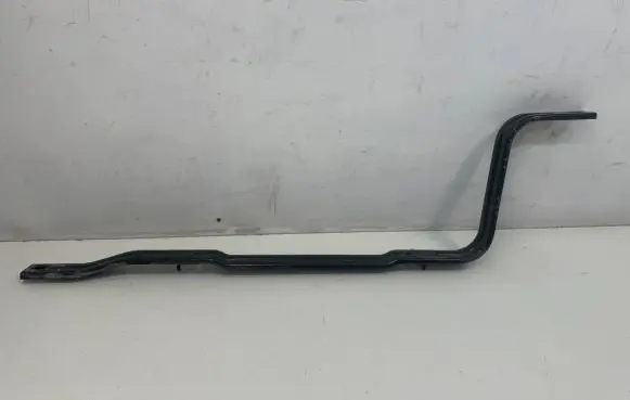 Peugeot 5008 II Fuel tank mounting bracket 9814136180