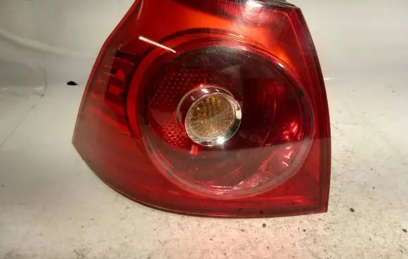 Volkswagen Golf V Rear/tail lights 11a400
