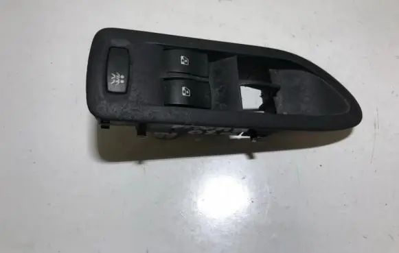 Renault Laguna II Electric window control switch 26516