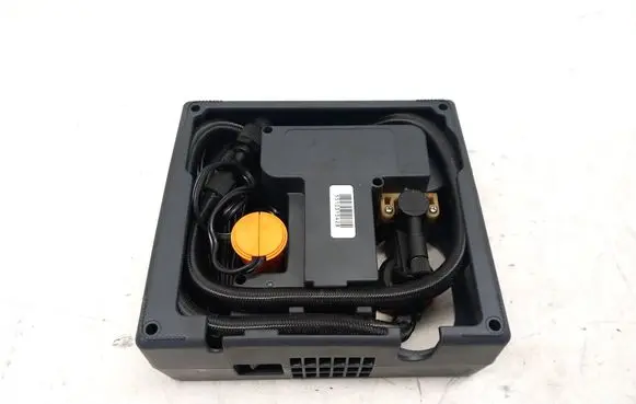 Volvo V60 Tire air pump compressor 30165 12V15A