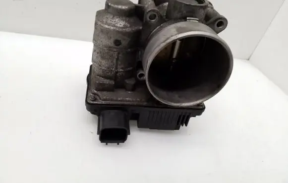 Nissan X-Trail T30 Throttle valve SERA57601