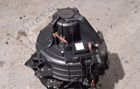 BMW 7 F01 F02 F03 F04 Interior heater climate box assembly 9243950 EE127Z