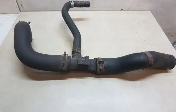 Nissan Qashqai Engine coolant pipe/hose