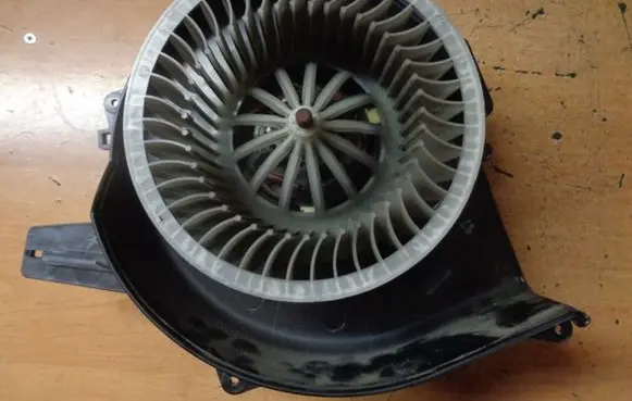 Skoda Fabia Mk2 (5J) Heater fan/blower 6Q1819015J