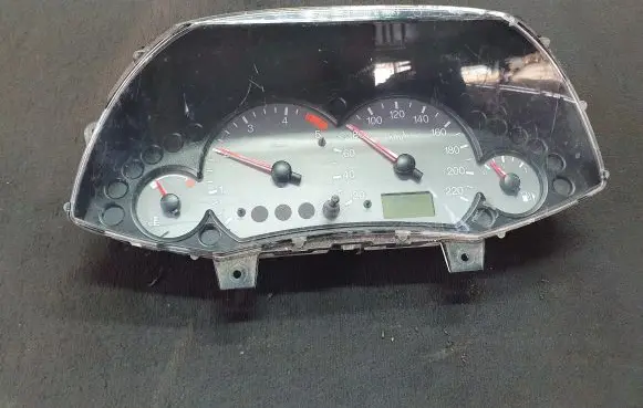Ford Focus Speedometer (instrument cluster) 98AP10841BC 44ZU115