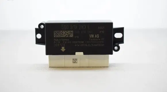 Audi A3 S3 8V Parking PDC control unit/module 5Q0919283E