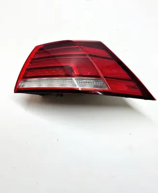 Volkswagen Golf VII Rear/tail lights 5GM945096F