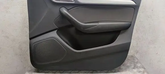 Audi Q3 8U Front door card panel trim 8U1867106