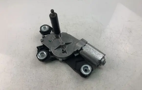 Volvo V50 Wiper motor 30763683