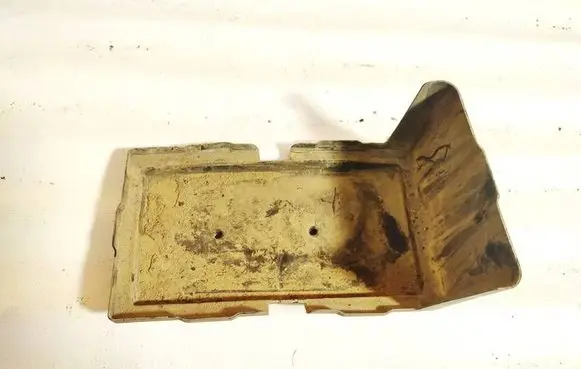 Battery box tray