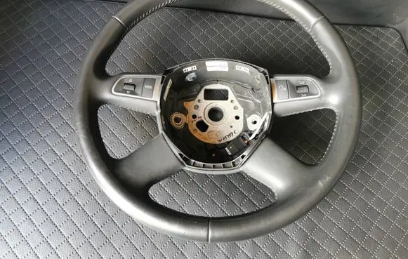 Audi A6 S6 C6 4F Steering wheel