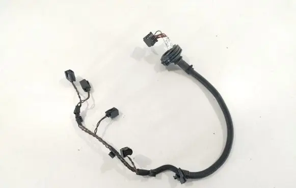 BMW 5 F10 F11 Fuel injector wires 8509133