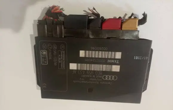 Audi A4 S4 B6 8E 8H Comfort/convenience module 8E0959433AF 00260046 00007245B5