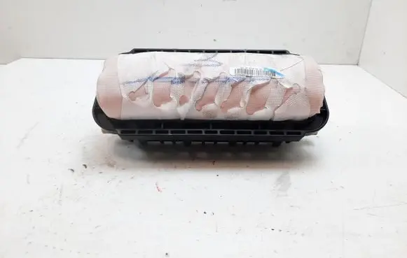 Cadillac Escalade IV Passenger airbag 84249346