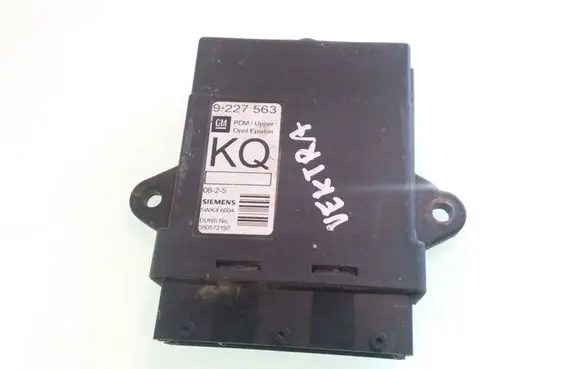 Opel Vectra C Door control unit/module 9227563