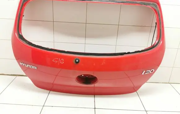 Hyundai i20 (PB PBT) Tailgate/trunk/boot lid E1743R00097