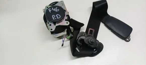 BMW 2 F46 Front seatbelt 0589P10021
