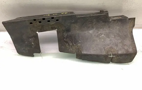 Audi A3 S3 8L Intercooler air guide/duct channel 8P4121284