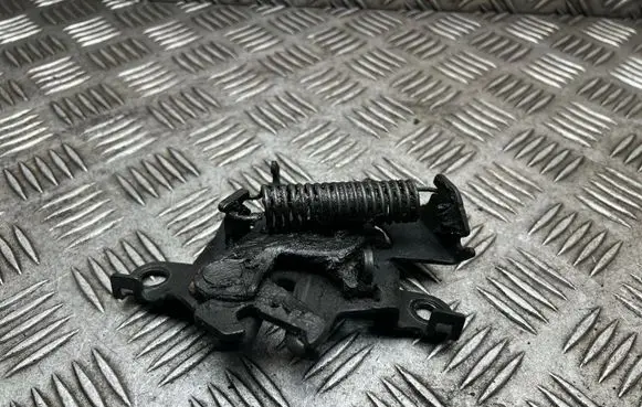 Toyota Prius (XW30) Engine bonnet/hood lock/catch