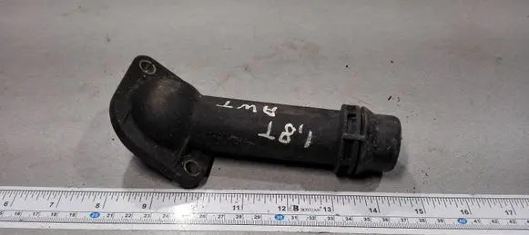 Volkswagen Sharan Engine coolant pipe/hose 038121121B 06B121121
