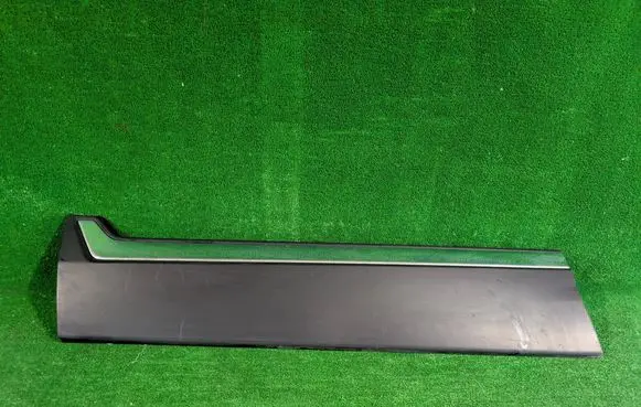 Honda CR-V Front door trim (molding) 75332-TLA-A0-20