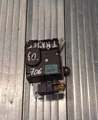 Hyundai Trajet Air flap motor/actuator F00S4C2043