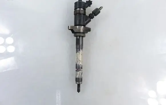 Mazda 3 I Fuel injector 0445110259