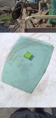 Ford Mondeo Mk III Rear door window glass 1212123