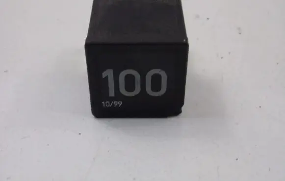 Seat Toledo II (1M) Other relay 7M0951253A