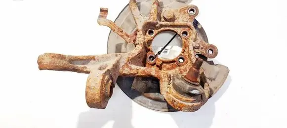 Toyota Avensis T250 Rear wheel hub