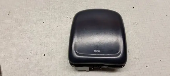 Seat Alhambra (Mk1) Ashtray (front) 7MO857961F 95VWAO4810BGW