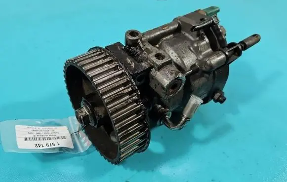 Renault Thalia I Fuel injection high pressure pump R9042A070C IMPRK1579142