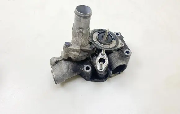 Honda CR-V Thermostat housing 