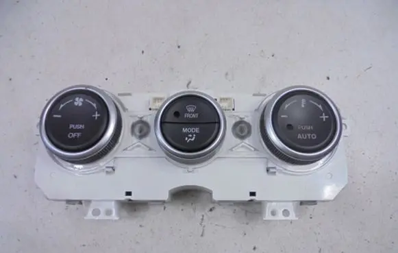 Mazda 6 Air conditioning/heating control unit 
